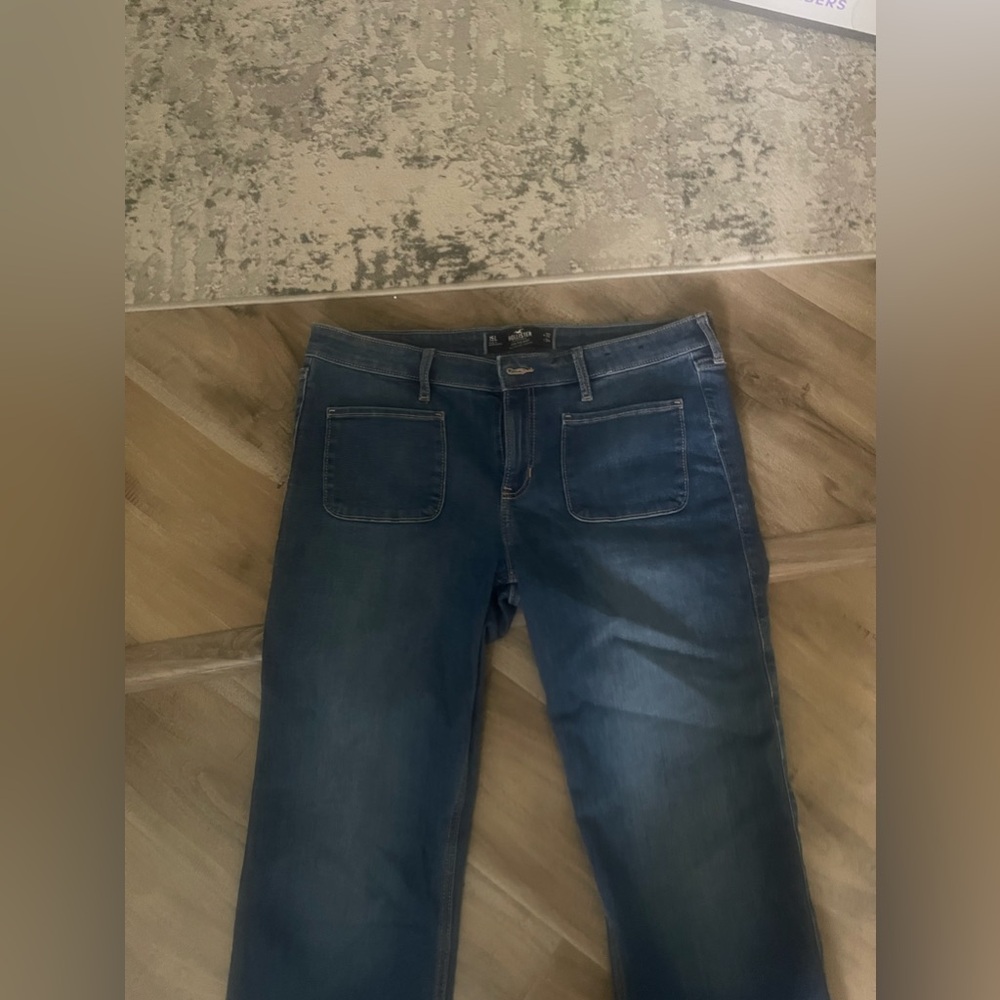New hollister jeans